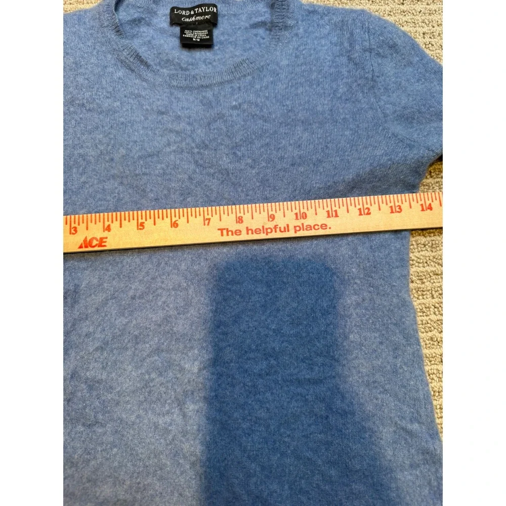 Lord Taylor Blue Cashmere Crew Neck Long Sleeve‎ Sweater M